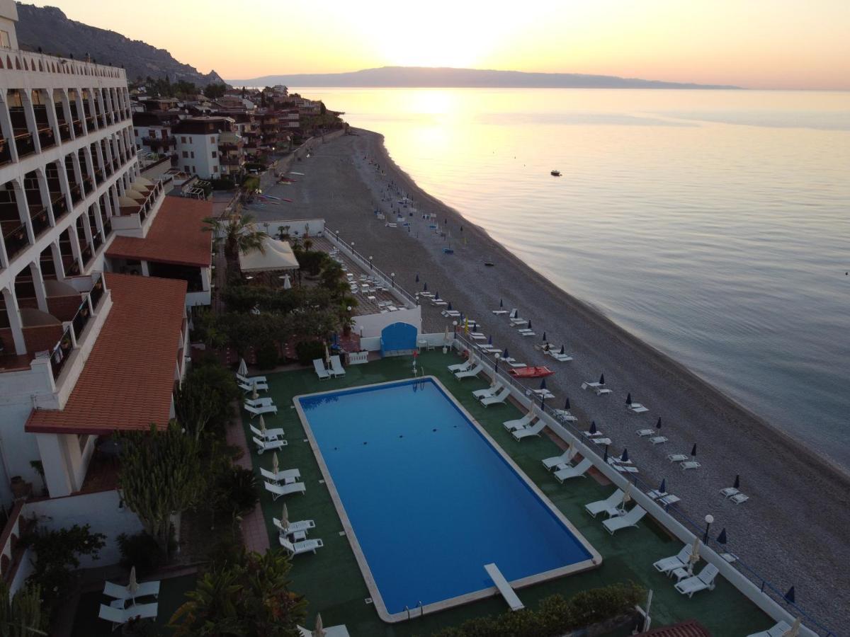 Park Hotel Silemi Letojanni Kültér fotó