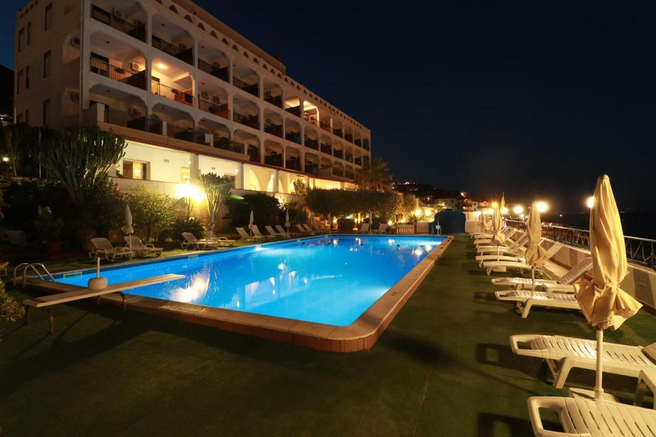 Park Hotel Silemi Letojanni Kültér fotó